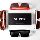 W Retrosuperfutur